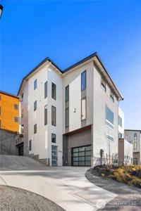 5248 23rd SW