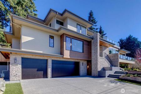 3036 67th SE