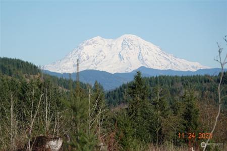 1068 Salmon Creek Rd