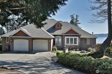 2607 North Bluff