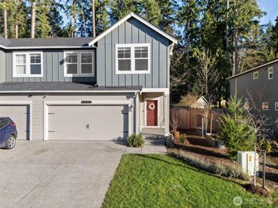 6588 Langley NE