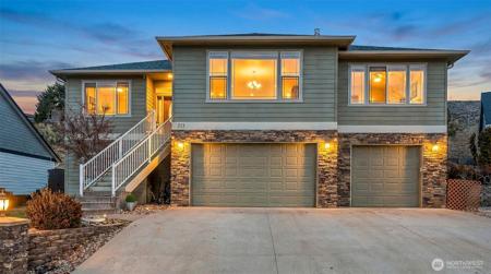 713 19th NE