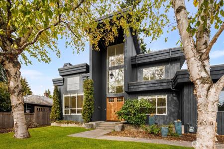 4922 Hudson