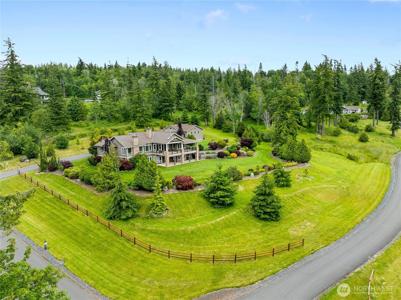 1944 Discovery Heights