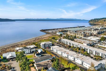 23003 Marine View S