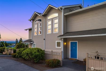 901 Marine View