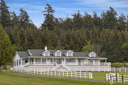 128 Twin Oaks
