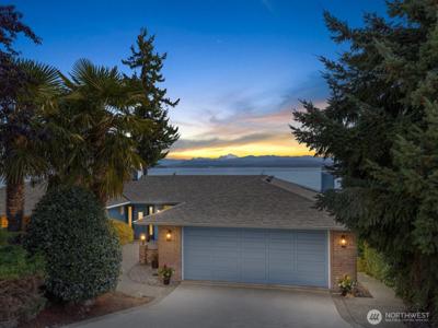 1799 Cascade View