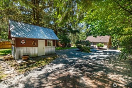 41649 North Shore