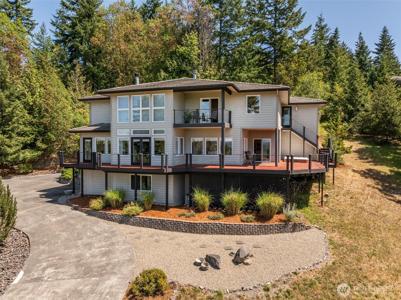 1185 Fox Hollow
