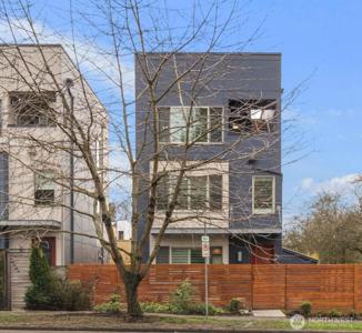 3955 Oregon