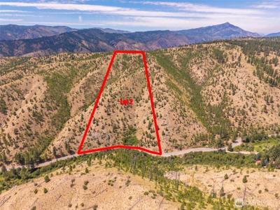 2 Lot Mud Creek