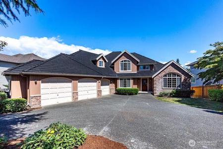 205 101st NE