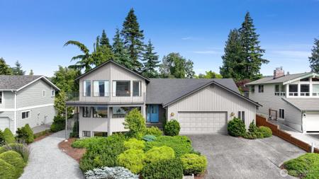 4611 Cypress