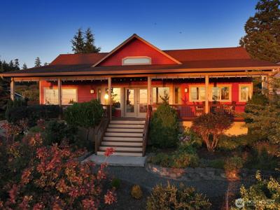1879 Cedarcrest