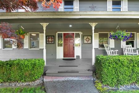 512 64th E