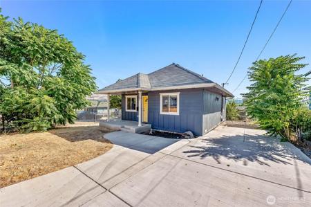 747 Chelan