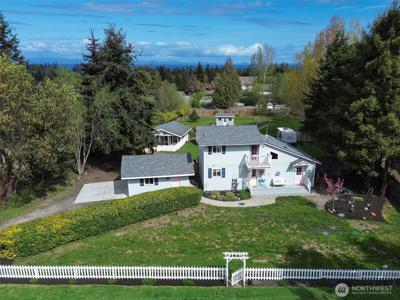 410 Lake Farm