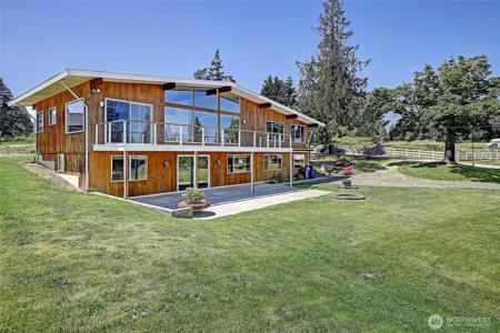 1466 Larkspur