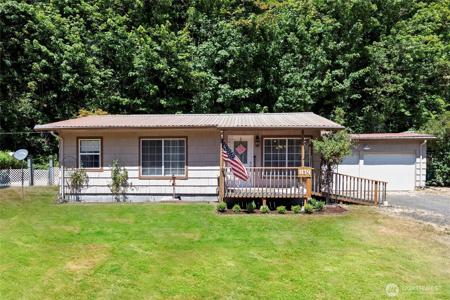 1134 Kalama River Road