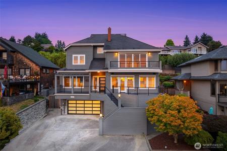 3619 Brookside W