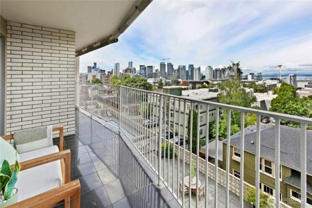 525 BELMONT E