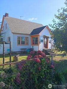 1309 Riverside