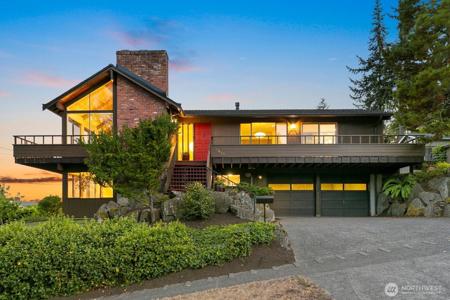 3455 35th Ave W