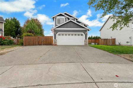 1309 Riddell NE