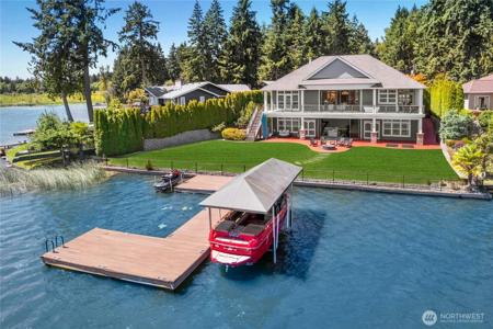3844 Long Lake Loop SE