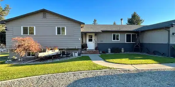 1180 4th N