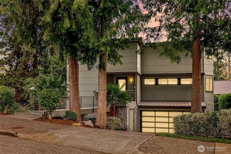 6214 52nd NE