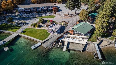 11415 Lakeshore