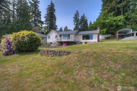 5731 Madrona NE