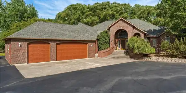 1629 Wheatcrest