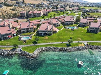 100 Lake Chelan Shores