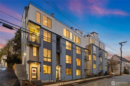 3425 Albion N