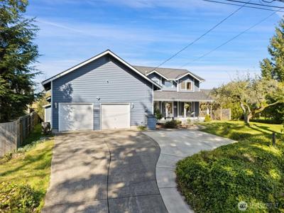 6643 Stampede NW
