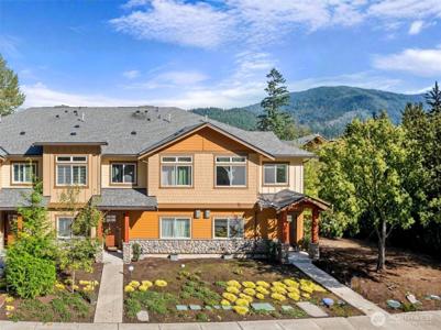 1002 Sunrise SW