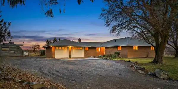 641 Robinson Canyon