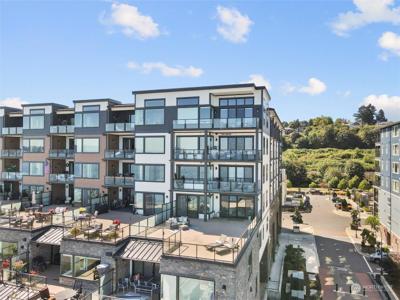 4907 Main