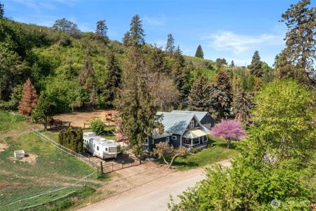 4693 Valley