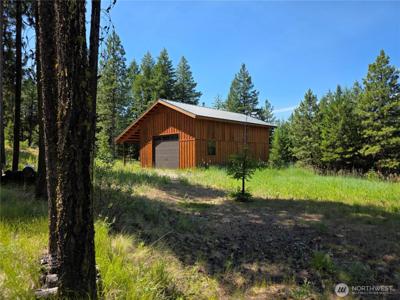70 Forest Rd