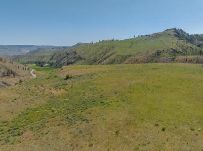 2830 Antoine Creek (Lot B)