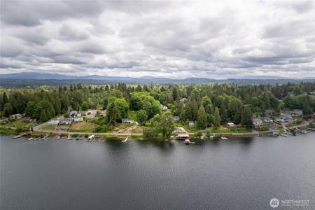 113 Lake Stevens
