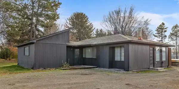 806 15th