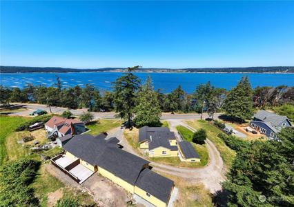 707 Madrona