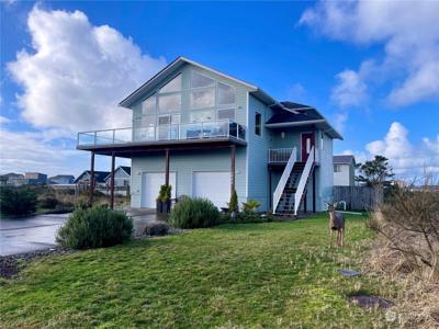 1445 Diamond Head SW