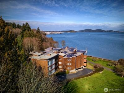 4501 Fidalgo Bay