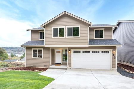 2470 Echo Bay